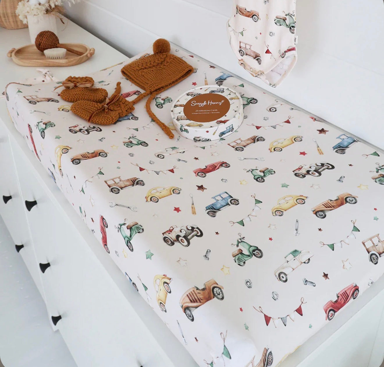 Fitted Bassinet Sheet/Change Pad Cover - Vintage Cars