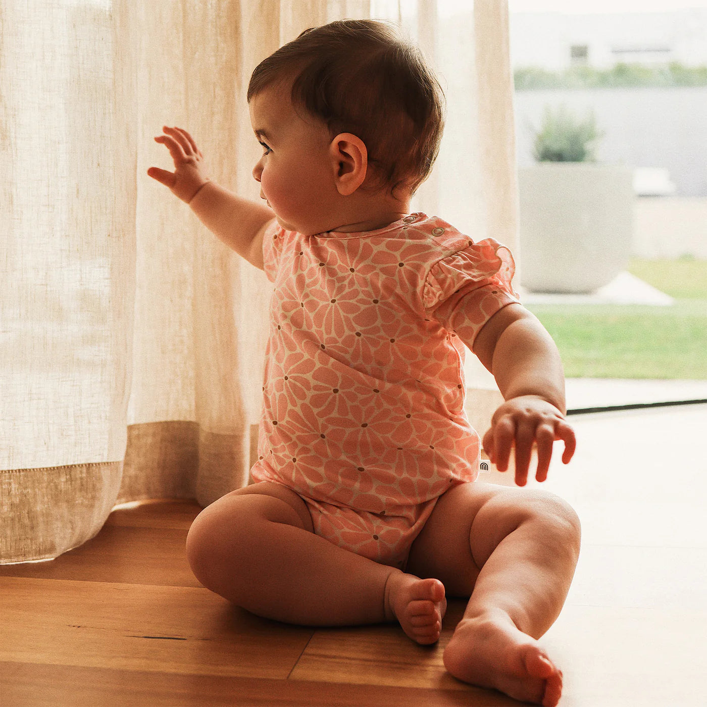 Comfy Short Sleeve Frill Bodysuit - Hibiscus