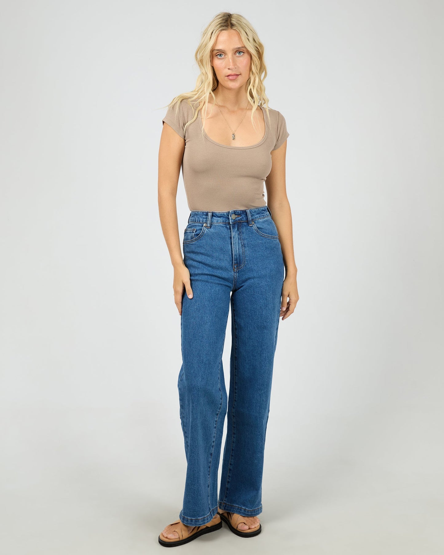 Allabouteve Rip Scoop Tee