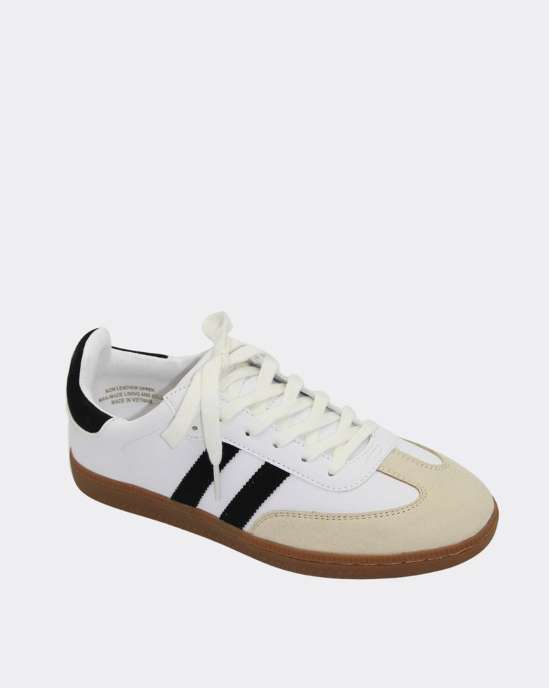 Swift Sneakers - White
