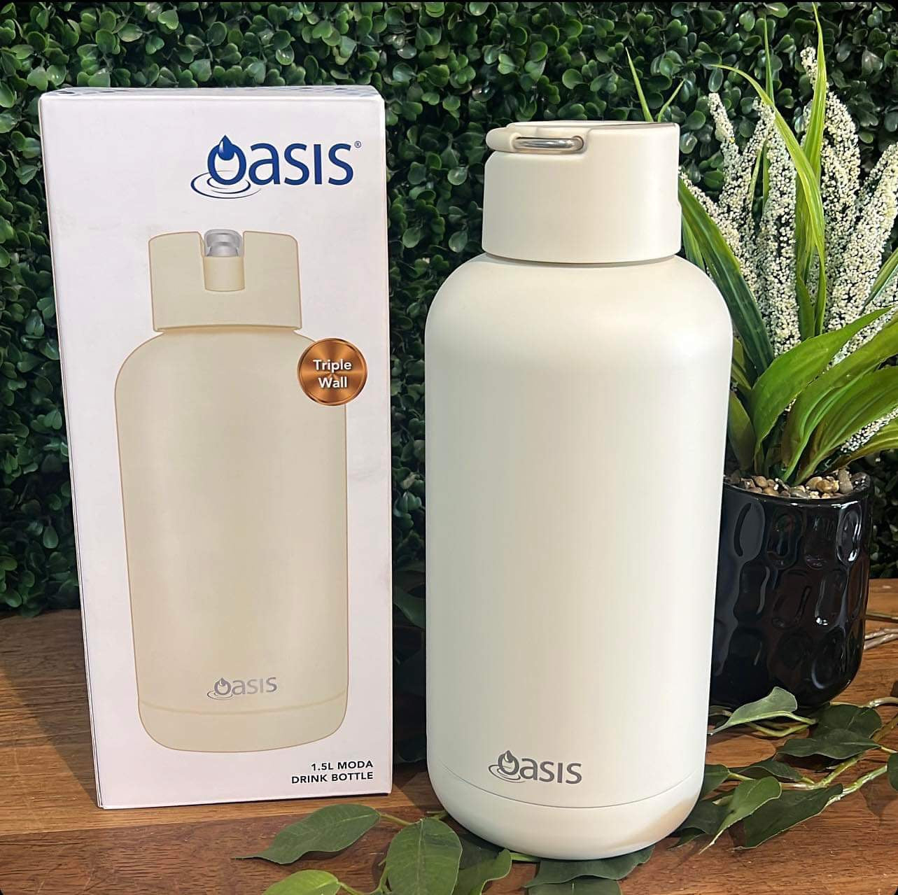 Oasis Insulated Drink Bottle 1 Litre-White