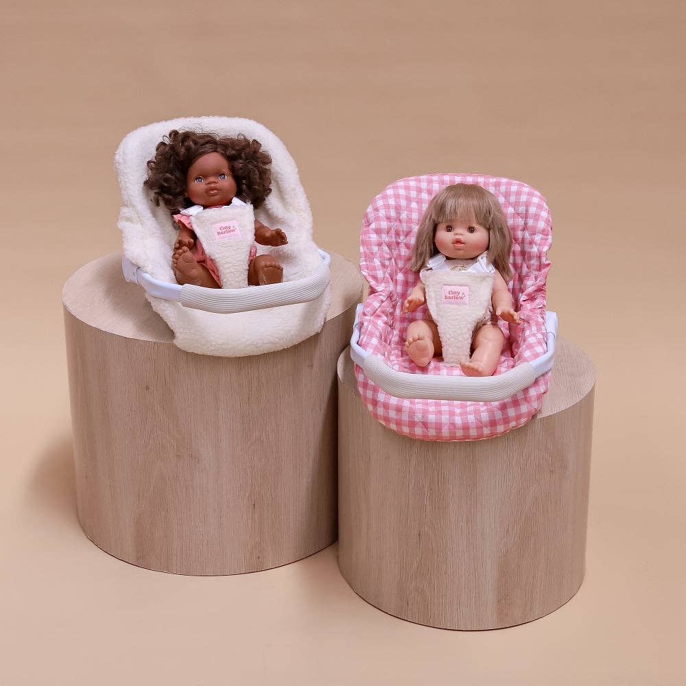 Tiny Harlow Doll's Car Seat Capsule - Sherpa