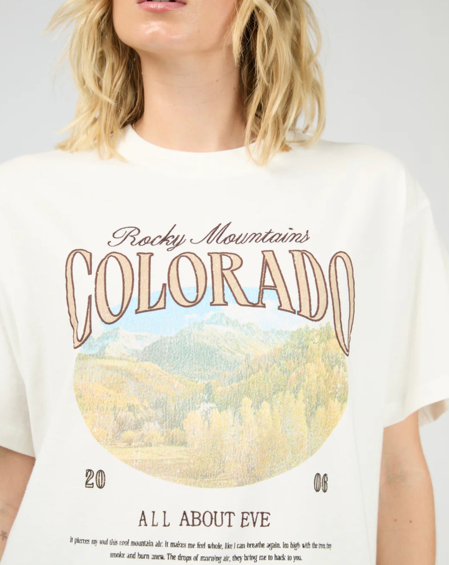 Rocky Mountain Relaxed Tee- White