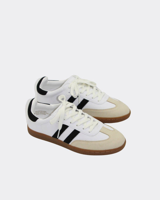Swift Sneakers - White