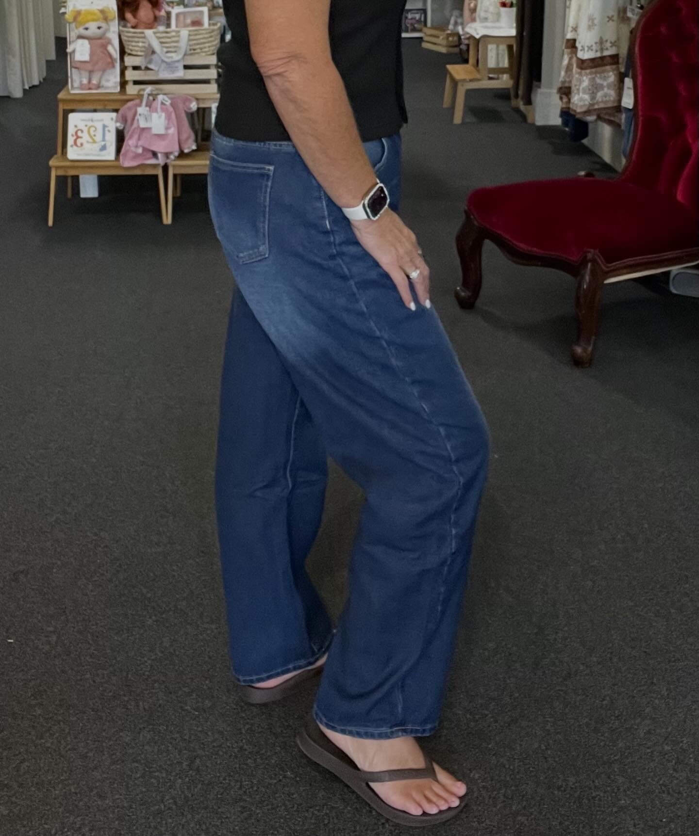 Millie Barrel Jeans