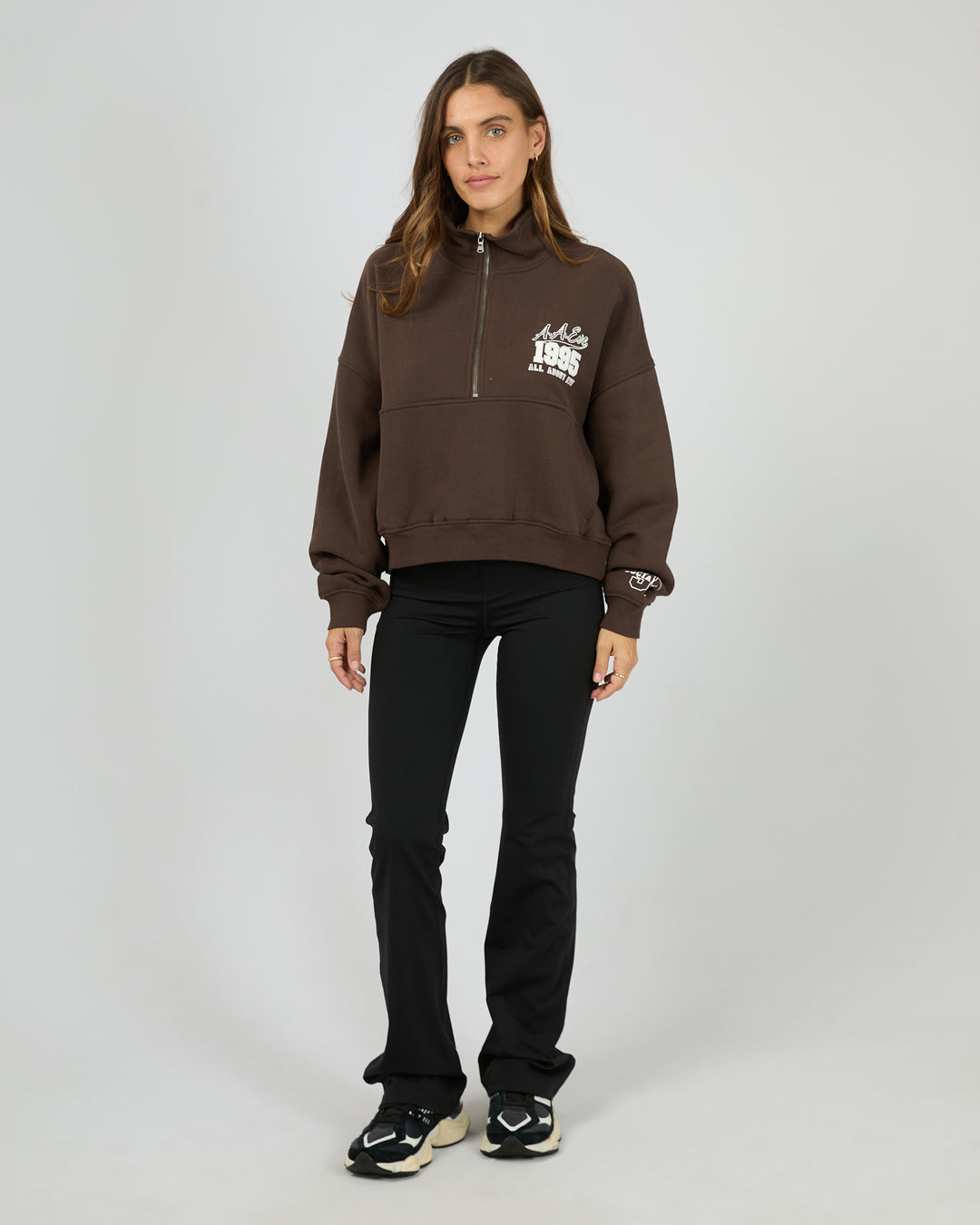 EVE TEAM 1/4 ZIP - Brown